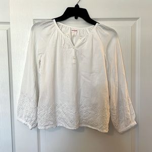 Cat & Jack White long sleeve shirt, size 7/8